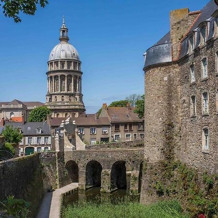 Aux Remparts De La Vieille Ville - 4P, Parking Boulogne-sur-Mer Eksteriør bilde